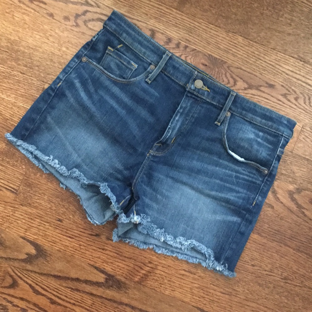 High rise shorts